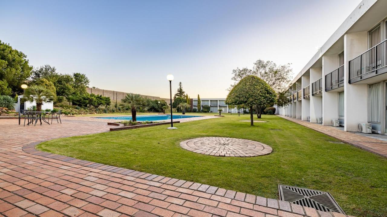 African Sky Harrismith Inn Exterior foto